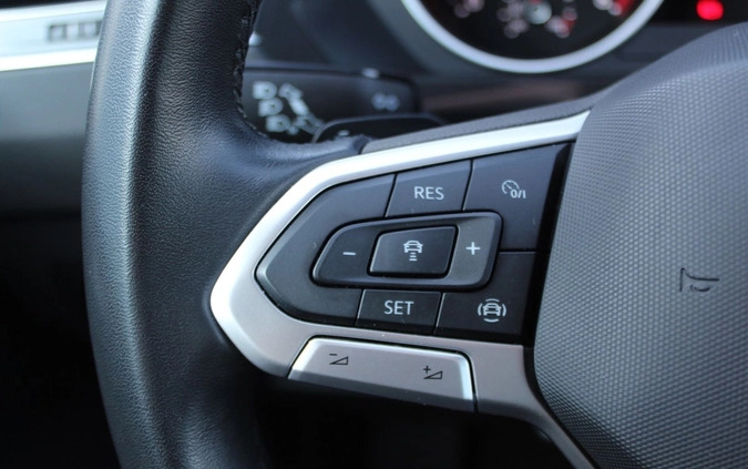 Volkswagen Tiguan cena 127900 przebieg: 30500, rok produkcji 2021 z Drohiczyn małe 277